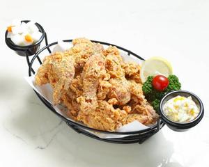フライドチキン(半羽/8ピース/600g) Fried Chicken (Half)