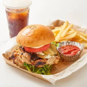 デラックスペリペリチキンバーガーセット