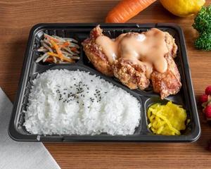 からマヨ弁当(もも)