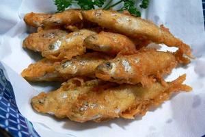 わかさぎの唐揚げ(炸小)