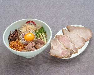 チャーシューとりとんまぜそば