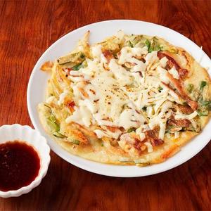 サムギョプサルチヂミ / SAMGYEOPSAL CHIJIMI (Korean Pancake)