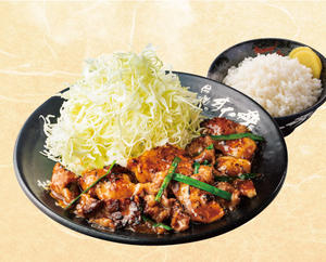 大阪ホルモン牛カルビ焼肉定食
