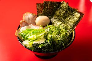 全部乗せラーメン