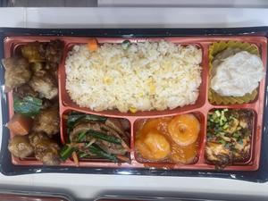 6品目中華弁当(黒酢酢豚):六口味便当(黑醋古老肉)