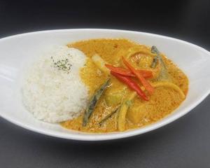 タレパッポンカリ: 海鮮と卵カレーご飯 Seafood Stir fried curry