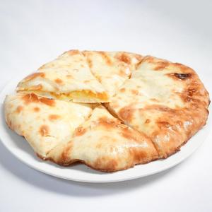 チーズナン Cheese Naan
