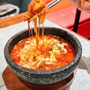 ピリ辛豚カルビチーズ
