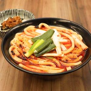 ネギの麻辣鶏白湯うどん＆ミニ鶏そぼろ丼セット