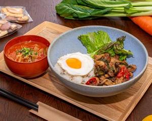 お弁当とスープのセット