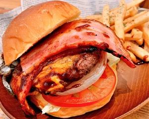 ベーコンチーズバーガー Bacon Cheeseburger