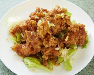 鶏の唐揚げソースかけ Fried Chicken in Sauce
