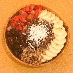 NUTELLA ACAI BOWL ヌテラボウル