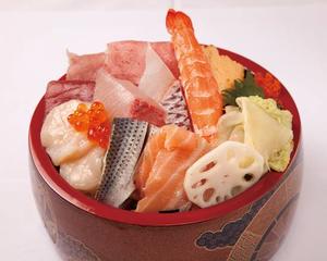 寿司屋が作る上海鮮チラシ寿司