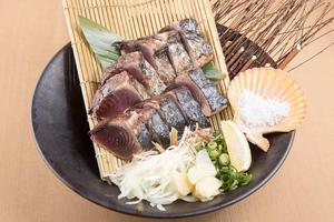 かつおの藁焼き塩たたき 並 (2～3人前)