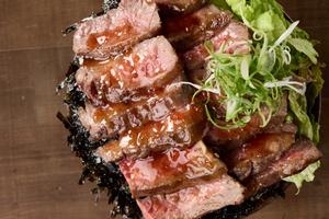 焼肉ハラミステーキ海苔丼(150g) Yakiniku Steak Seaweed Bowl