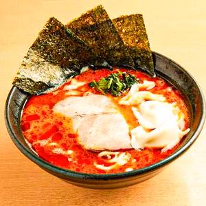 旨辛ラーメン水餃子乗せ(3個) Spicy tonkotsu  ramen with boiled gyoza