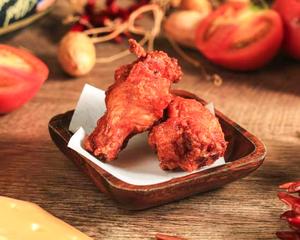 太陽のトマト麺 骨付き唐揚げ (1本)Fried Chicken (1 piece)