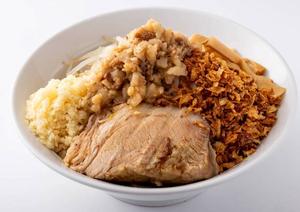 国産豚まぜそば にんにくマシ