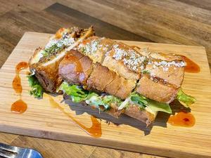 【当店の人気No.3】タコスミンチのオムレツホットサンド Taco Minced Omelette Hot Sandwich