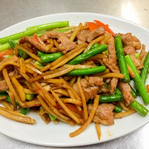 にんにくの芽と豚肉炒め