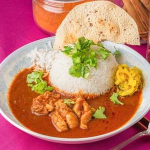 スタンダードチキンカレー(国産チキン、3種副菜付き)
