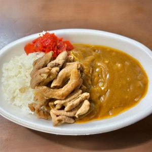 もつカレー (醤油もつ煮トッピング)