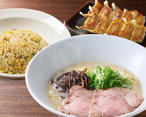 博多とんこつラーメン+チャーハン+餃子 セット
