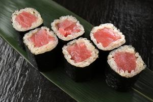 鉄火巻
