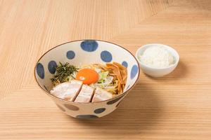 油そば〆ごはん付き(2.5玉)