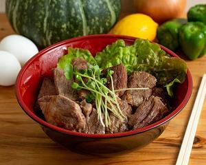 欲張り2種のステーキ丼(牛カルビ、牛ハラミ)