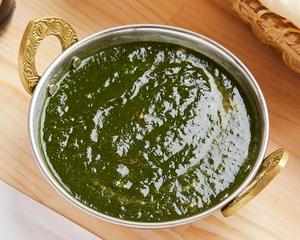サグチキンカレー Saag Chicken Curry
