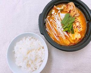 旨辛キムチチゲ鍋(シメのご飯セット)