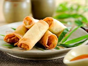 野菜の春巻き 3pc 3pc vegetable spring roll 3pc