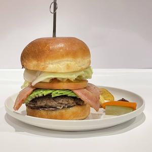 アボカドベーコンバーガー