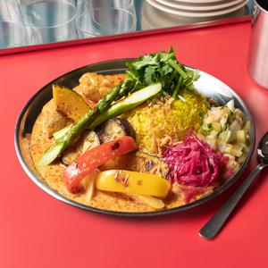 ベジタブルスパイスカレー【チキン付き】 Spicy Vegetable Curry