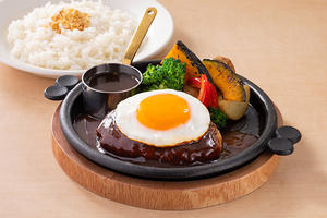 デミグラスエッグハンバーグ弁当