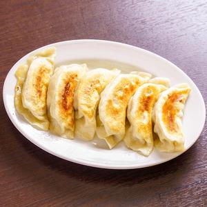 焼き餃子六入り