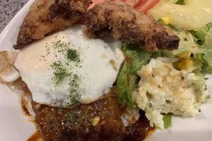 ロコモコ ミックス丼(ハンバーグ1個100g唐揚げ2個)