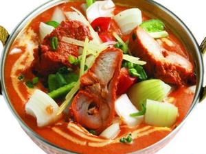 チキンティッカマサラカレー[CHICKEN TIKKA MASALA CURRY]