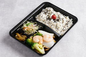 絶品!おまかせディナー弁当(嫌いな食べ物をその他の連絡事項に記載してください)