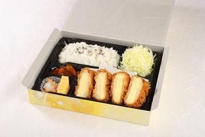 チーズ巻きしゃぶかつ弁当