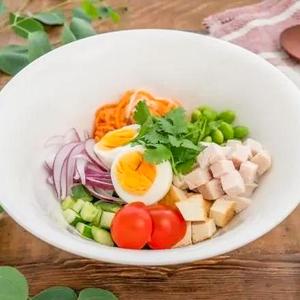 エスニックたんぱくボウル チキン Ethnic Chicken Protein Bowl