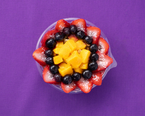 いちごの恋するアサイーボウル Strawberry Love Acai Bowl