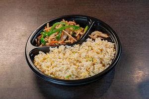 チンジャオロース 炒飯弁当