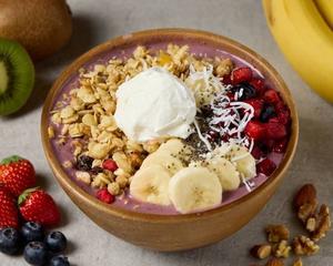 【おすすめ】アサイーボウル＆グリークヨーグルト Acai Bowl ＆ Greek Yogurt
