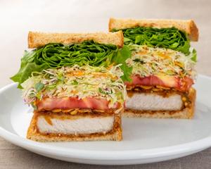 厚ロースカツサンド Thickness Pork Cutlet Sandwich