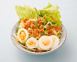 キーマサラダ Keema Salad