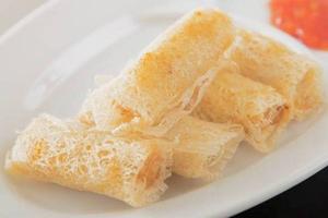 海鮮春巻 seafood spring roll