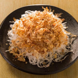 ダイコンサラダ/Daikon Salad